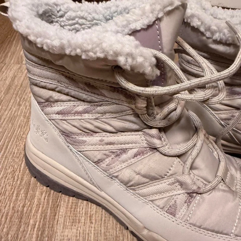 Ryka Akron Womens Winter Boots Beige Taupe Faux Fur Lined Snow Boots Size‎ 6M